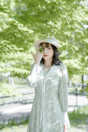 夏日小清新美女写真图片